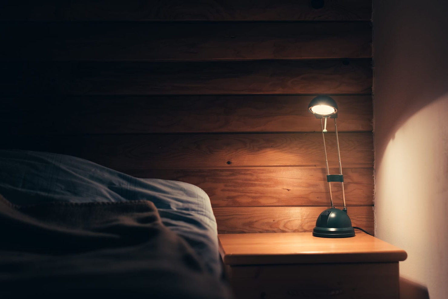 Bedside lamp